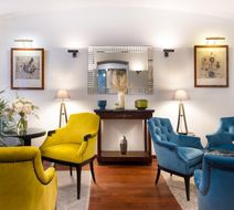 Hotel Delavigne Lobby