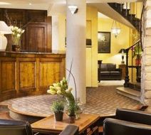 Hotel Delavigne Lobby