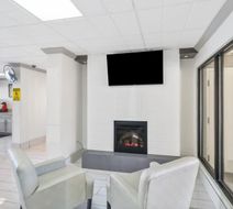 Red Roof Suites Fayetteville-Fort Bragg Lobby
