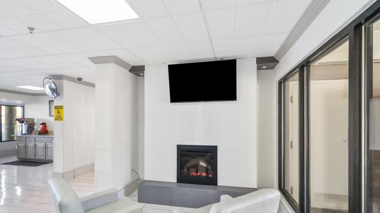 <b>Red Roof Suites Fayetteville-Fort Bragg Lobby</b>. Images powered by <a href="https://www.leonardoworldwide.com/" title="Leonardo Worldwide" target="_blank">Leonardo</a>.