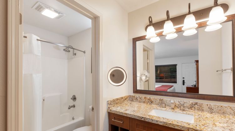 Westgate Branson Woods Resort & Cabins Room