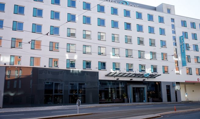Motel One Nuernberg-City Exterior