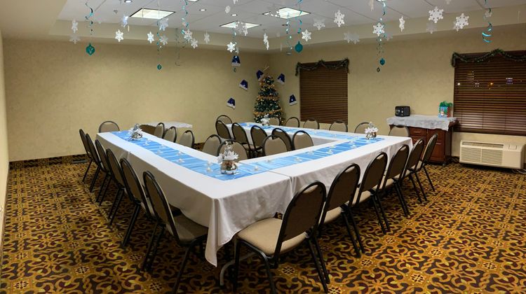 Holiday Inn Express Slave Lake Meeting