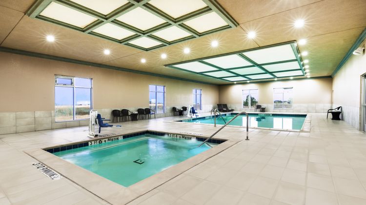 Holiday Inn Express & Suites Dalhart Pool