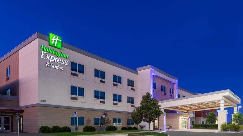 Holiday Inn Express  and  Suites Dalhart Exterior. Images powered by <a href="https://www.leonardoworldwide.com" target="_blank" rel="noopener">Leonardo</a>.