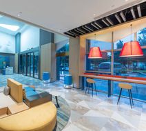 Holiday Inn Express Jimei New Town Exterior