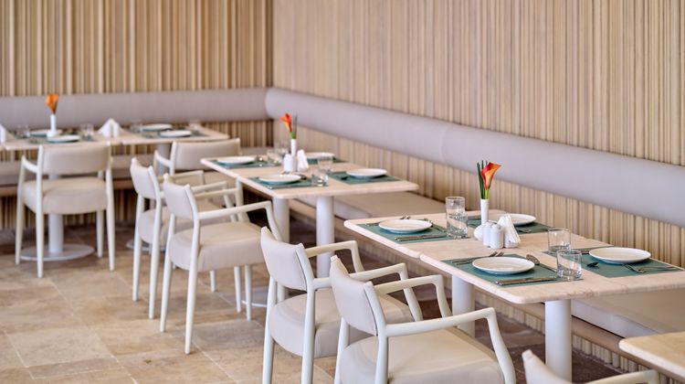 Arabella Beach Hotel-Vignette Collection Restaurant