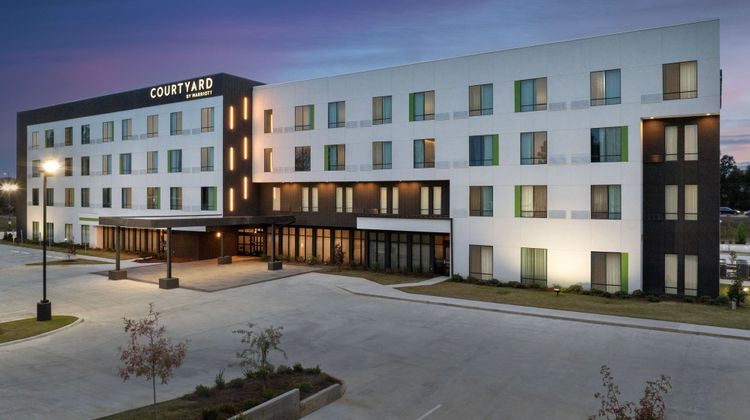 Courtyard By Marriott Northport Exterior