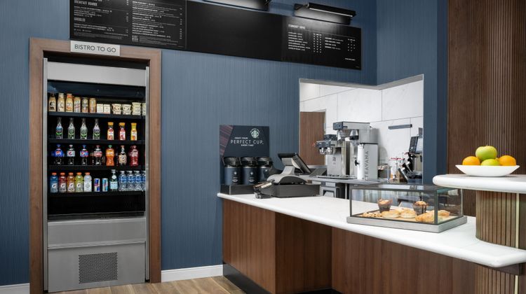 Courtyard By Marriott Northport Restaurant