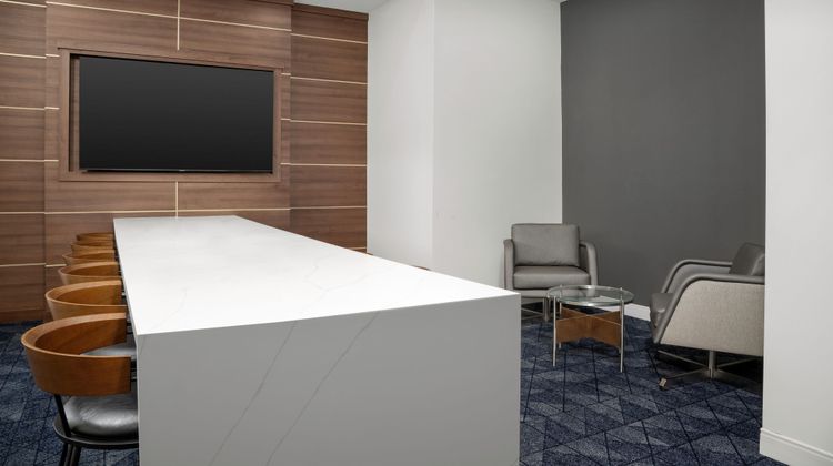 Courtyard By Marriott Northport Meeting