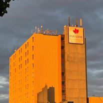 Paradise Inn & Suites Conference Centre
