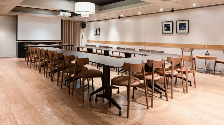 <b>Original Sokos Hotel Tapiola Garden Meeting</b>. Images powered by <a href="https://www.leonardoworldwide.com/" title="Leonardo Worldwide" target="_blank">Leonardo</a>.