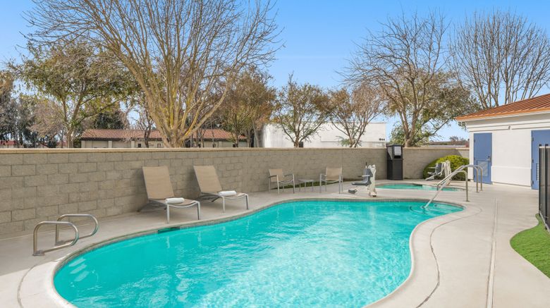 <b>SpringHill Suites Modesto Pool</b>. Images powered by <a href="https://www.leonardoworldwide.com/" title="Leonardo Worldwide" target="_blank">Leonardo</a>.