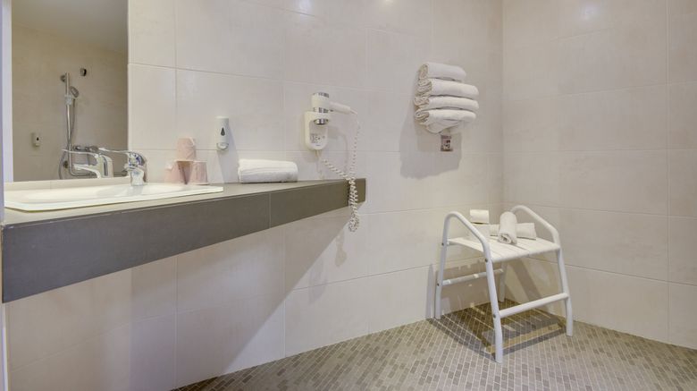 <b>Best Hotel Lille Room</b>. Images powered by <a href="https://www.leonardoworldwide.com/" title="Leonardo Worldwide" target="_blank">Leonardo</a>.