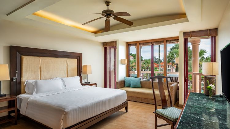 Centara Grand Beach Resort Phuket Room