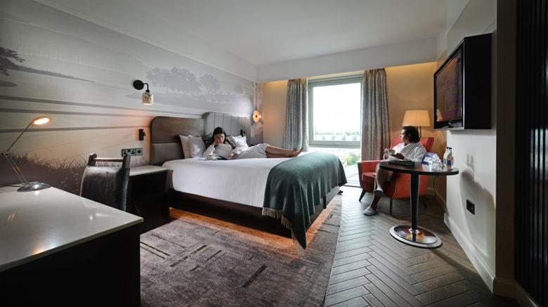 <b>Crowne Plaza Dublin-Blanchardstown Room</b>. Images powered by <a href="https://www.leonardoworldwide.com/" title="Leonardo Worldwide" target="_blank">Leonardo</a>.