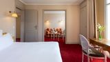 Grand Hotel Barriere Suite