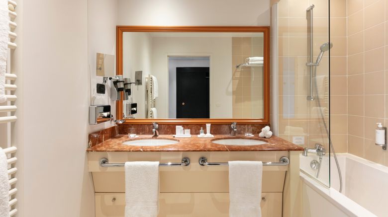 <b>Grand Hotel Barriere Suite</b>. Images powered by <a href="https://www.leonardoworldwide.com/" title="Leonardo Worldwide" target="_blank">Leonardo</a>.