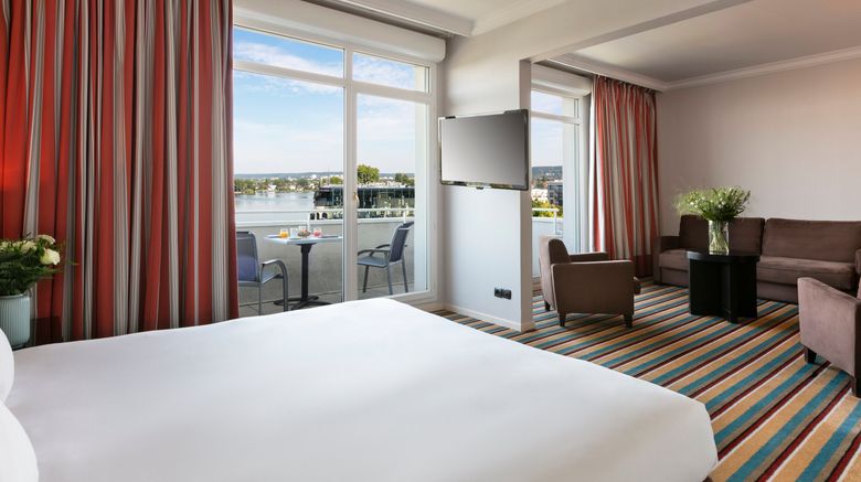 <b>Grand Hotel Barriere Suite</b>. Images powered by <a href="https://www.leonardoworldwide.com/" title="Leonardo Worldwide" target="_blank">Leonardo</a>.