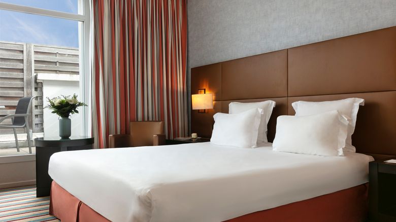<b>Grand Hotel Barriere Room</b>. Images powered by <a href="https://www.leonardoworldwide.com/" title="Leonardo Worldwide" target="_blank">Leonardo</a>.