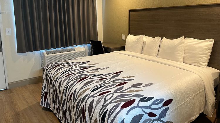 Red Roof Inn Haltom City Room