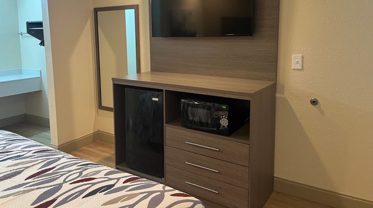 Red Roof Inn Haltom City Room