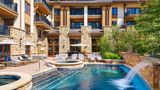 Fallridge at Vail Pool