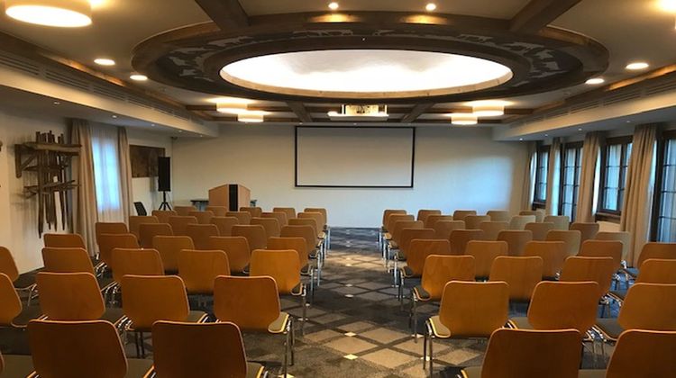 Huus Hotel Gstaad, a Design Hotel Meeting