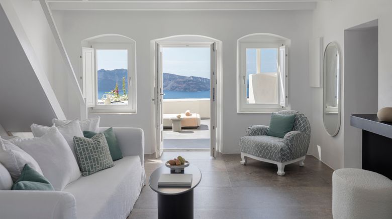 <b>Canaves Oia Suites & Spa Suite</b>. Images powered by <a href="https://www.leonardoworldwide.com/" title="Leonardo Worldwide" target="_blank">Leonardo</a>.