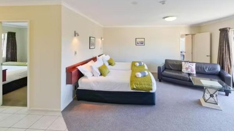 <b>Aspire Avenue Motor Lodge Suite</b>. Images powered by <a href="https://www.leonardoworldwide.com/" title="Leonardo Worldwide" target="_blank">Leonardo</a>.