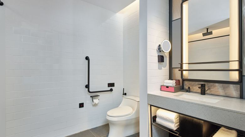 <b>Aloft Beijing Huairou Room</b>. Images powered by <a href="https://www.leonardoworldwide.com/" title="Leonardo Worldwide" target="_blank">Leonardo</a>.