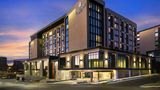 Cascade Hotel, a Tribute Portfolio Hotel Exterior