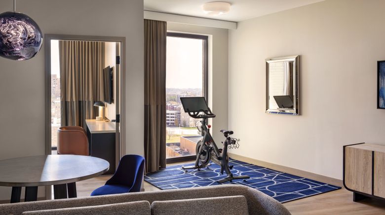 <b>Cascade Hotel, a Tribute Portfolio Hotel Suite</b>. Images powered by <a href="https://www.leonardoworldwide.com/" title="Leonardo Worldwide" target="_blank">Leonardo</a>.