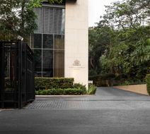 Oriental Residence Bangkok Exterior