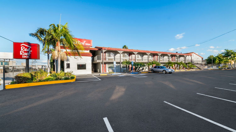 Red Roof Inn Los Angeles–Bellflower Exterior
