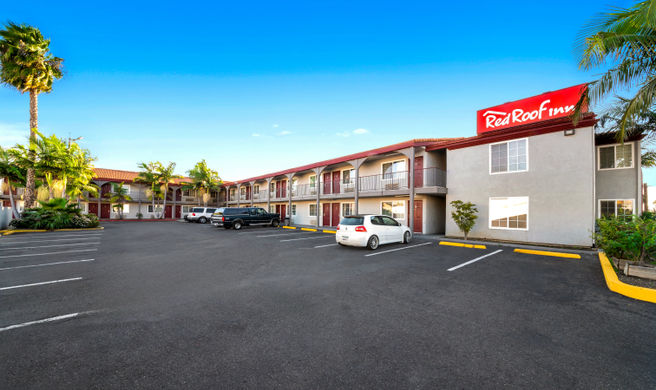 Red Roof Inn Los Angeles–Bellflower Exterior