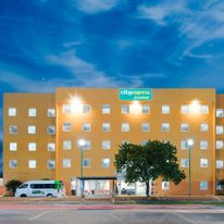 City Express Junior by Marriott Airport