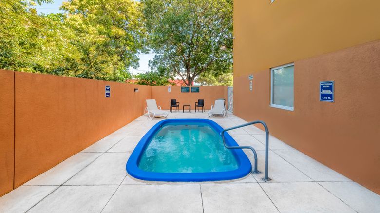 <b>City Express Junior by Marriott Airport Pool</b>. Images powered by <a href="https://www.leonardoworldwide.com/" title="Leonardo Worldwide" target="_blank">Leonardo</a>.