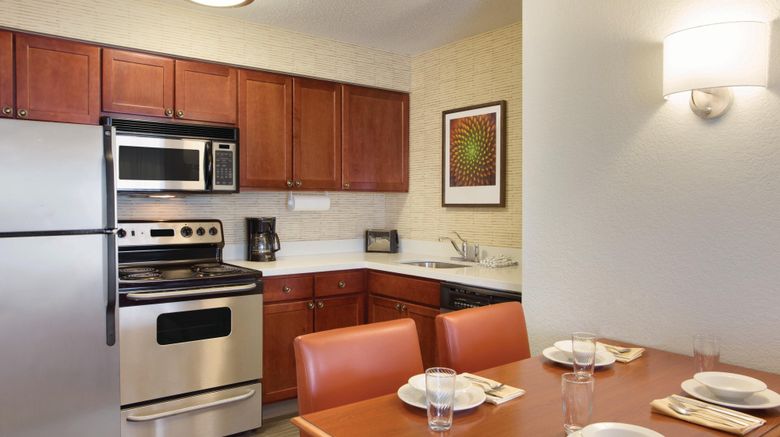 <b>Residence Inn by Marriott Joplin Room</b>. Images powered by <a href="https://www.leonardoworldwide.com/" title="Leonardo Worldwide" target="_blank">Leonardo</a>.