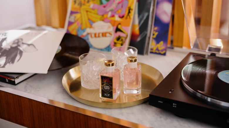 <b>Hotel Indigo Sydney Potts Point Lobby</b>. Images powered by <a href="https://www.leonardoworldwide.com/" title="Leonardo Worldwide" target="_blank">Leonardo</a>.