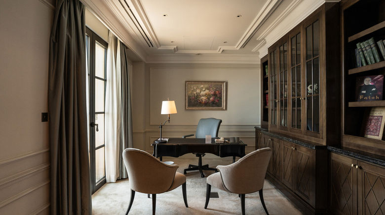 <b>Four Seasons Baku Suite</b>. Images powered by <a href="https://www.leonardoworldwide.com/" title="Leonardo Worldwide" target="_blank">Leonardo</a>.