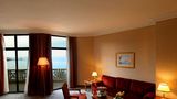 <b>Bayview Hotel Suite</b>. Images powered by <a href="https://www.leonardoworldwide.com/" title="Leonardo Worldwide" target="_blank">Leonardo</a>.