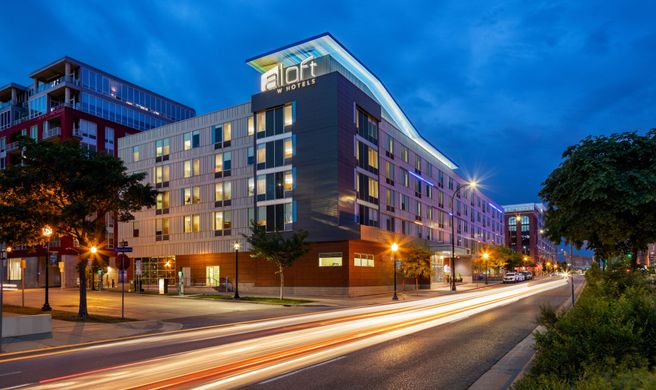 aloft Minneapolis Exterior