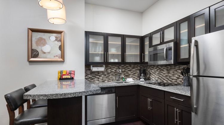 Staybridge Suites Carlsbad Suite