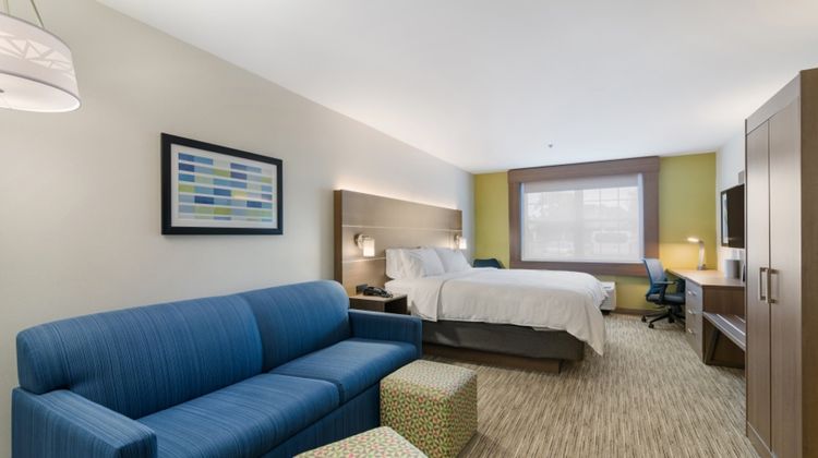 Holiday Inn Express Plymouth Room