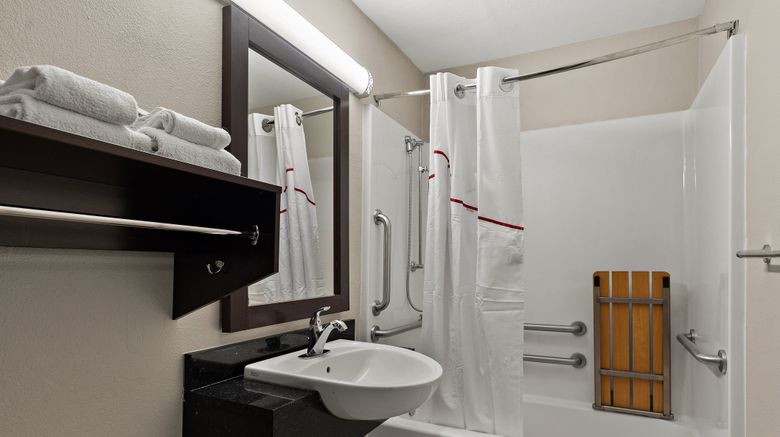<b>Red Roof Inn Spartanburg I-85 Room</b>. Images powered by <a href="https://www.leonardoworldwide.com/" title="Leonardo Worldwide" target="_blank">Leonardo</a>.