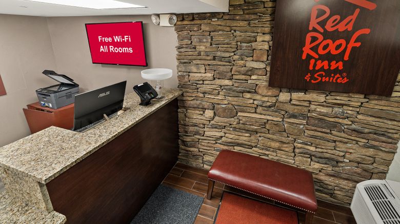 <b>Red Roof Inn Spartanburg I-85 Lobby</b>. Images powered by <a href="https://www.leonardoworldwide.com/" title="Leonardo Worldwide" target="_blank">Leonardo</a>.