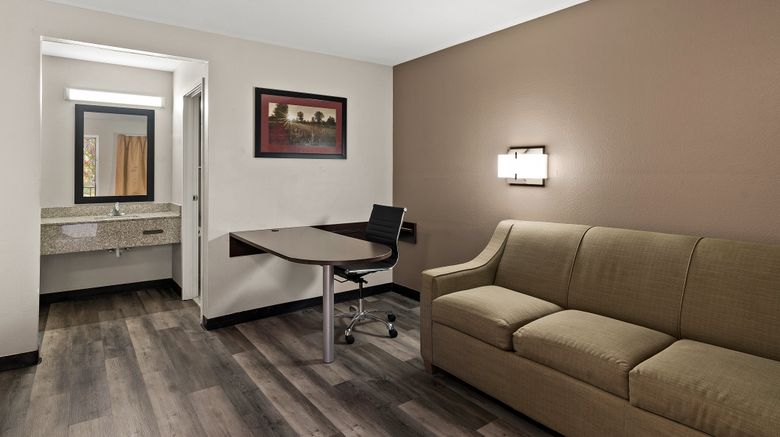 <b>Red Roof Inn Spartanburg I-85 Suite</b>. Images powered by <a href="https://www.leonardoworldwide.com/" title="Leonardo Worldwide" target="_blank">Leonardo</a>.