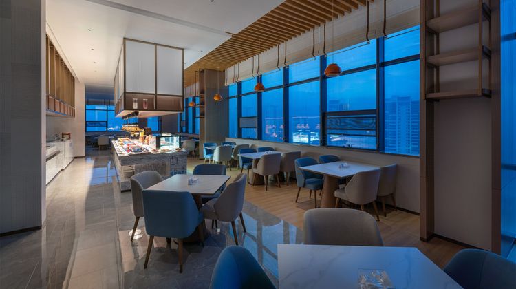 Holiday Inn Express Bazhong Center Restaurant