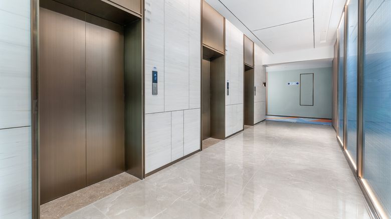 <b>Holiday Inn Express Bazhong Center Lobby</b>. Images powered by <a href="https://www.leonardoworldwide.com/" title="Leonardo Worldwide" target="_blank">Leonardo</a>.